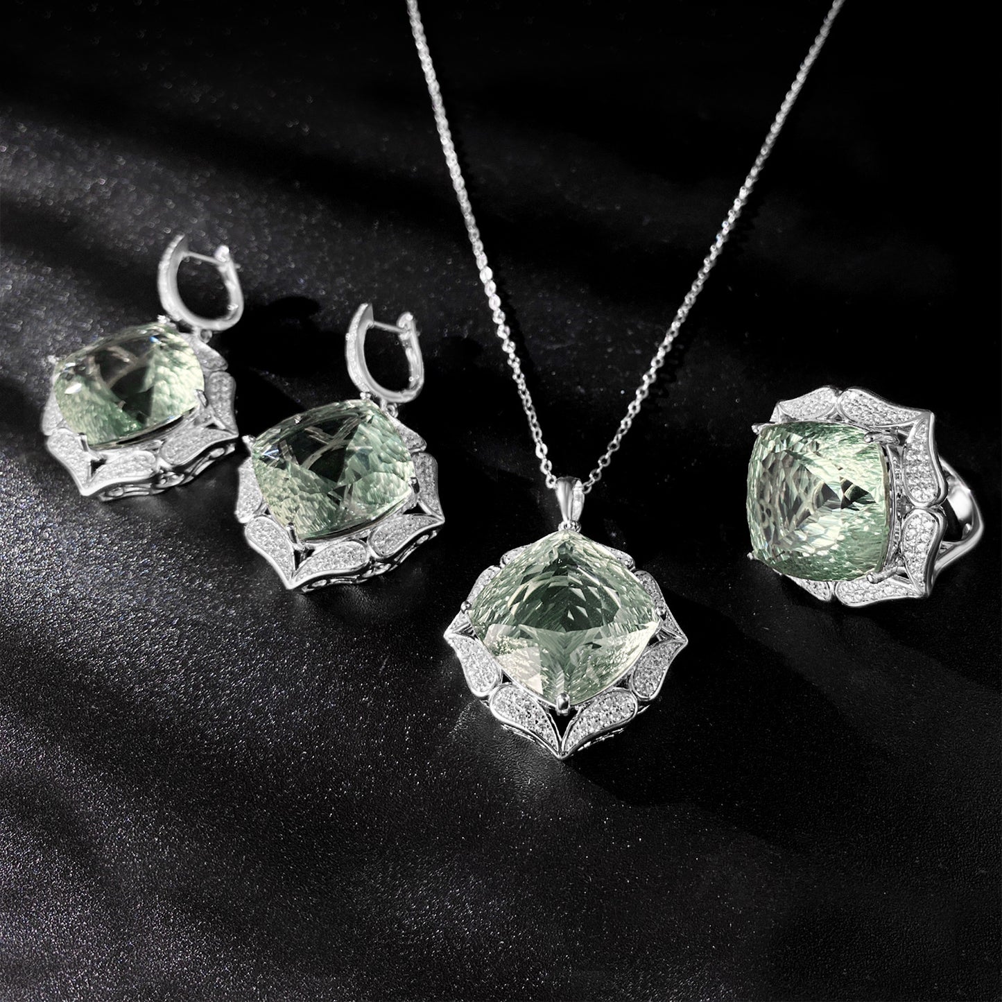 Green Crystal Sweater Necklace — 925 Silver Statement