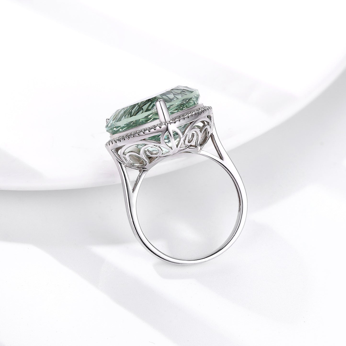 Heart-Cut Green Crystal Ring — 925 Silver Bird's Nest