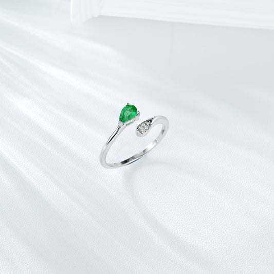 Emerald Adjustable Ring — Minimal 925 Silver Everyday